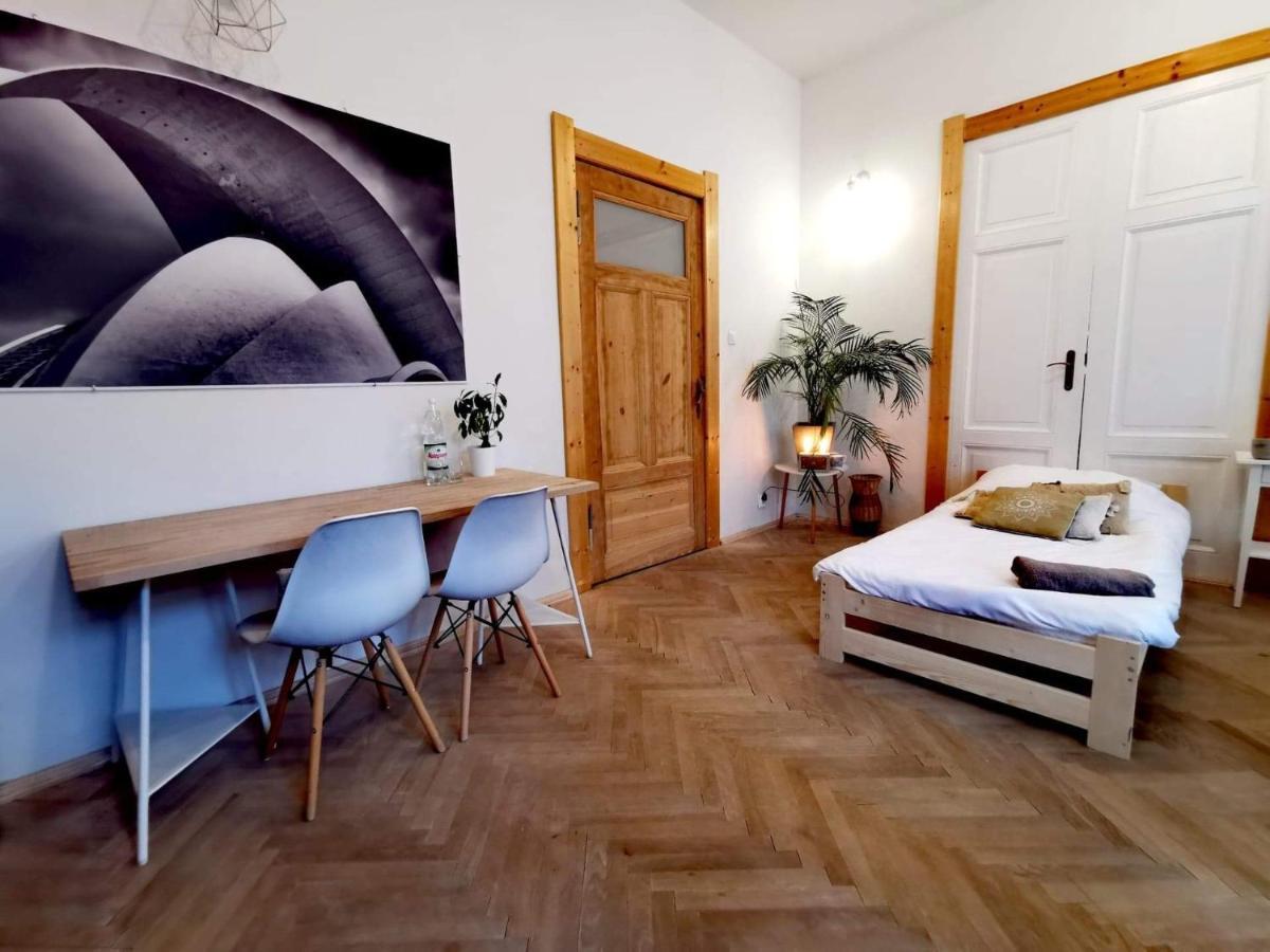Smart Hostel Olsztyn Ольштин Екстер'єр фото